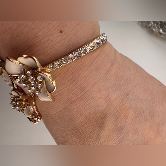 Betsey Johnson Mermaid Bracelet - Picture 7 of 8